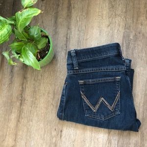 Women’s wrangler!